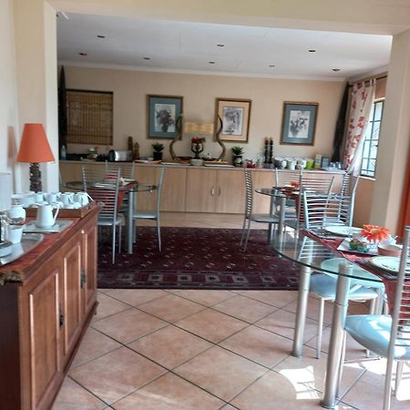 Cherry Tree Cottage B&B Linden Johannesburg Eksteriør billede