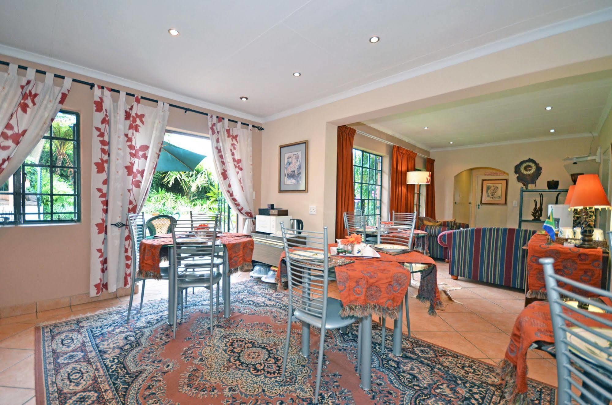 Cherry Tree Cottage B&B Linden Johannesburg Eksteriør billede